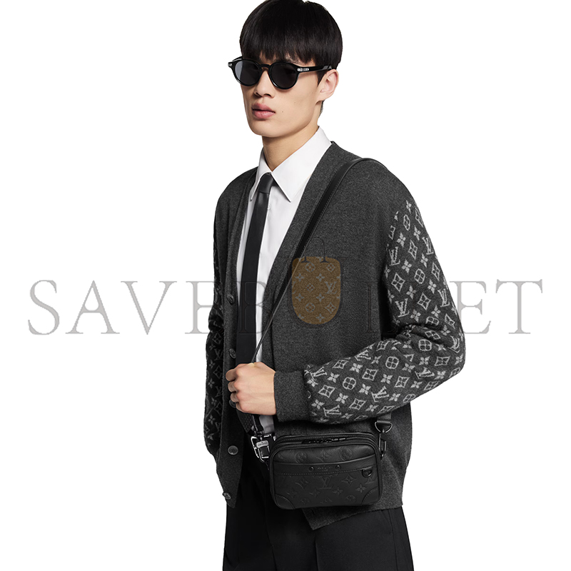 l0vis Vvtt0n alpha wearable wallet m82544 (18.5*11*6.5cm)